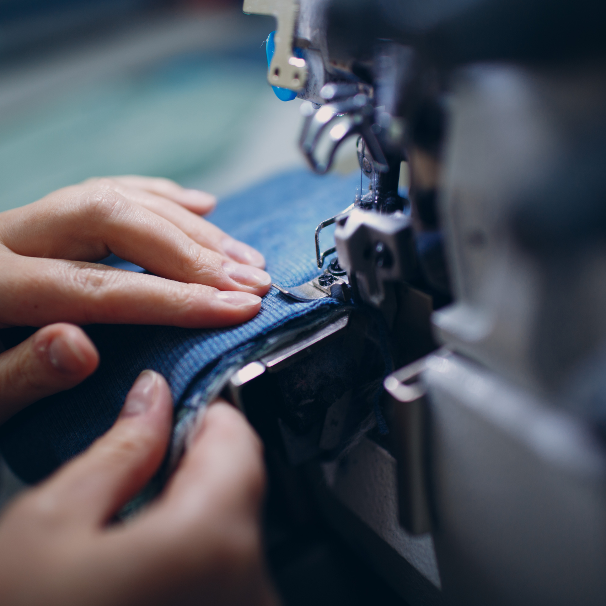 Colección Leonika de complementos y accesorios sostenibles hechos con telas recicladas